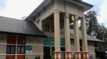 Prof. Dr. Sutan Nasomal Harapkan Ketua Mahkamah Agung Perkuat Kemitraan Pengadilan dengan Pers, Soroti Dugaan Insiden di PN Watansoppeng